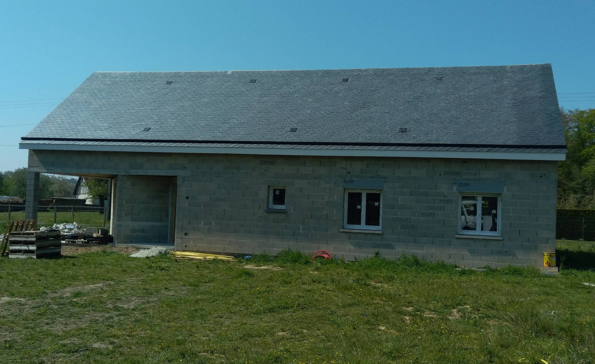 Toiture en ardoises neuve